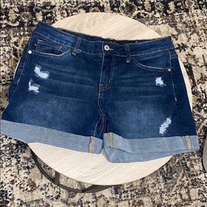 NWOT JUDY BLUE 💙 CUFFED SHORTS